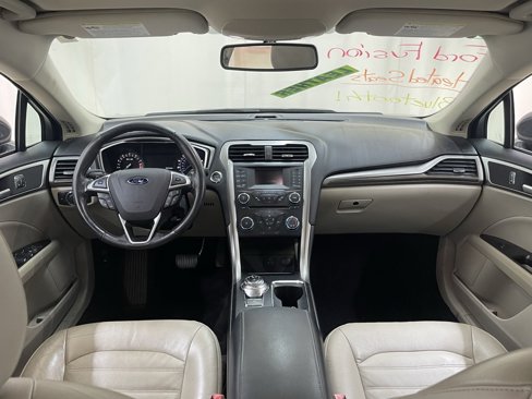 Used 2018 Ford Fusion SE image 19