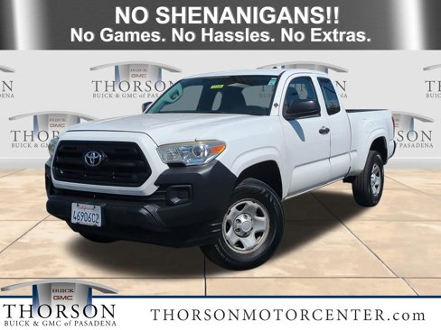 Used 2017 Toyota Tacoma SR image 1