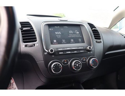 Used 2018 Kia Forte S image 24
