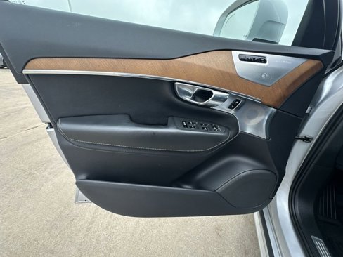 Used 2018 Volvo XC90 T6 Inscription w/ Convenience Package image 23
