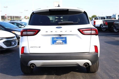 Certified 2024 Ford Escape Active w/ Cold Weather Package image 6