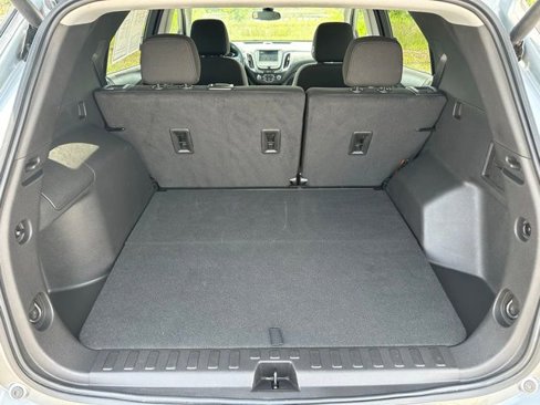 Used 2024 Chevrolet Equinox LT image 11