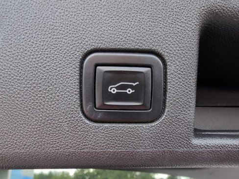 Used 2022 Chevrolet Equinox LT image 18