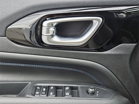New 2026 Jeep Compass Latitude image 30