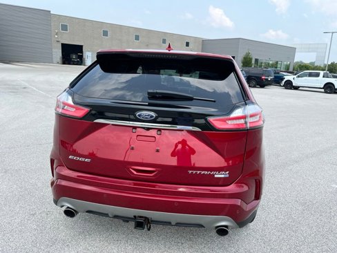 Used 2019 Ford Edge Titanium image 42