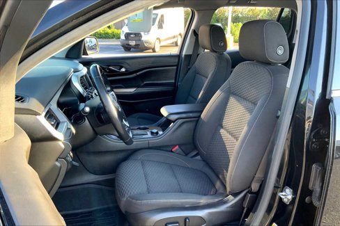 Used 2019 GMC Acadia SLE w/ Driver Alert Package I image 7