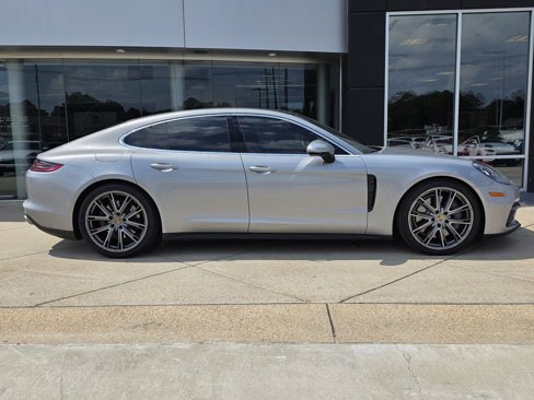 Used 2020 Porsche Panamera 4S image 8
