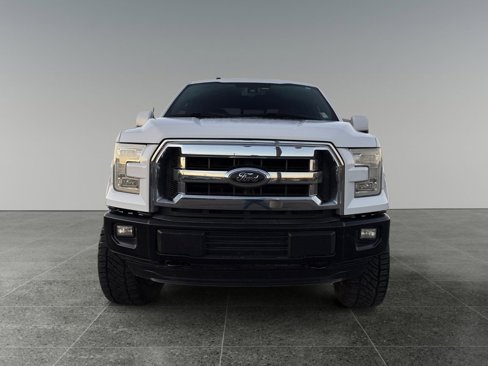 Used 2015 Ford F150 Lariat w/ Equipment Group 502A Luxury image 11