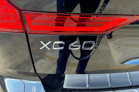 New 2025 Volvo XC60 B5 Plus w/ Protection Package Premier image 6