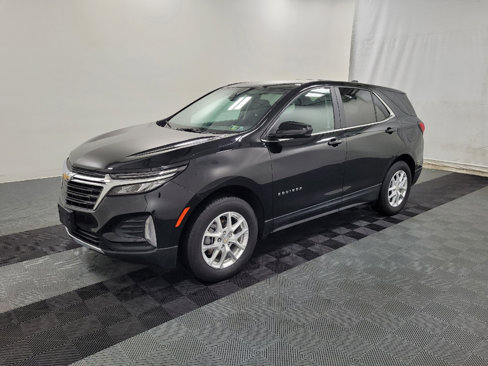Used 2022 Chevrolet Equinox LT image 2