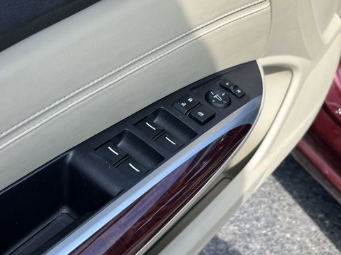 Used 2015 Acura TLX w/ Technology Package image 16