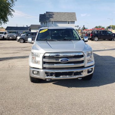 Used 2015 Ford F150 Lariat image 2