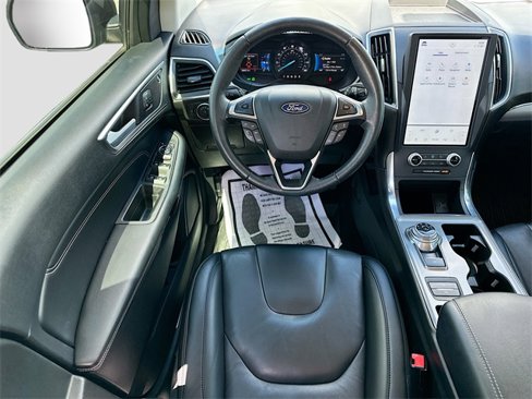 Used 2021 Ford Edge Titanium image 22
