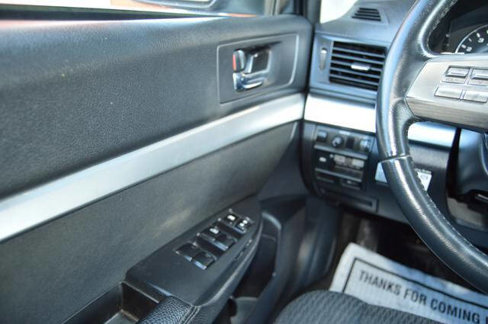 Used 2010 Subaru Outback 2.5i Premium w/ Protection Package 1A image 49