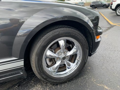 Used 2008 Ford Mustang GT image 9