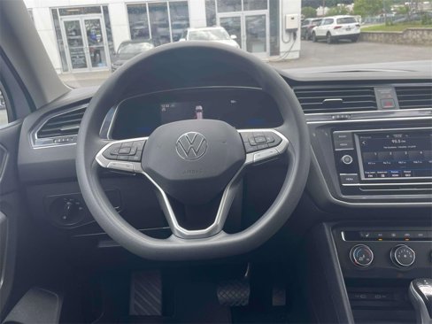 Certified 2022 Volkswagen Tiguan S image 14