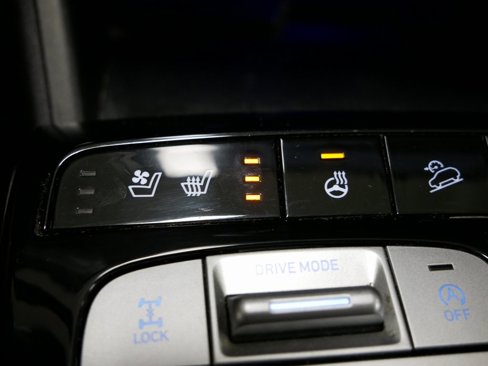 Used 2022 Hyundai Tucson Limited image 27