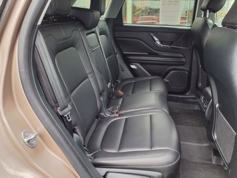 Used 2021 Lincoln Corsair FWD image 12