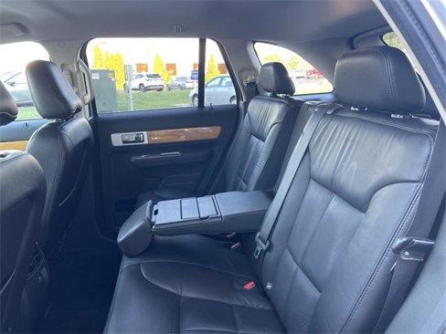 Used 2010 Lincoln MKX 2WD image 12