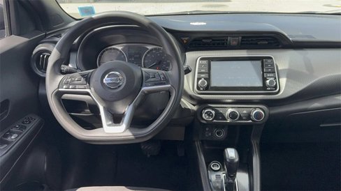 Used 2019 Nissan Kicks S image 11