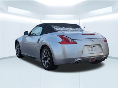 Used 2013 Nissan 370Z Roadster image 7