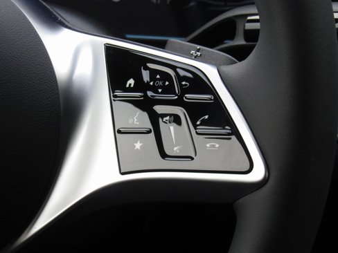 Certified 2025 Mercedes-Benz GLC 300 4MATIC image 28