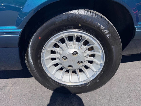 Used 1990 Ford Mustang LX image 6
