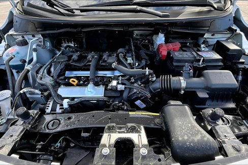 New 2025 Nissan Versa SR w/ Trunk Package image 17