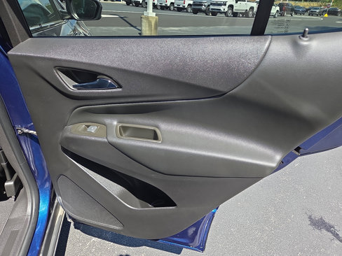 Used 2023 Chevrolet Equinox LT image 19