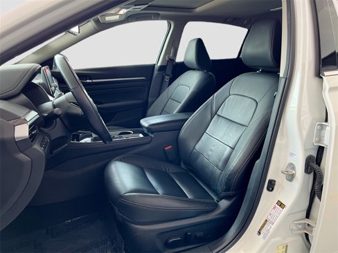 Used 2020 Nissan Altima 2.5 Platinum image 21