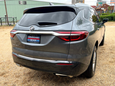 Used 2020 Buick Enclave Essence image 8
