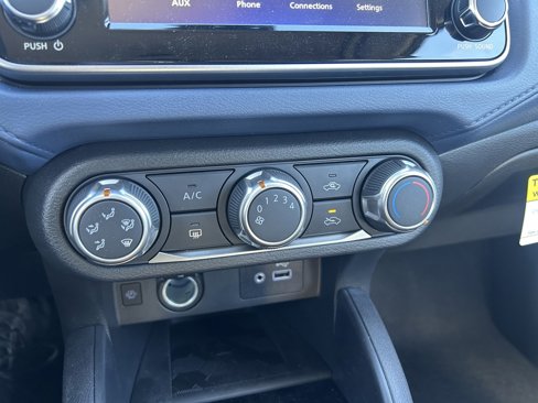 New 2025 Nissan Versa SV w/ Trunk Package image 25
