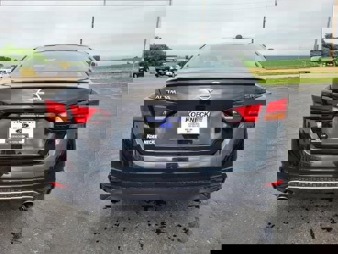 Used 2021 Nissan Altima 2.5 SR image 6