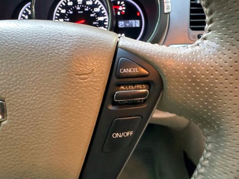 Used 2012 Nissan Murano LE w/ Platinum Pkg image 21