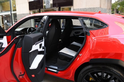 Used 2022 Lamborghini Urus image 10