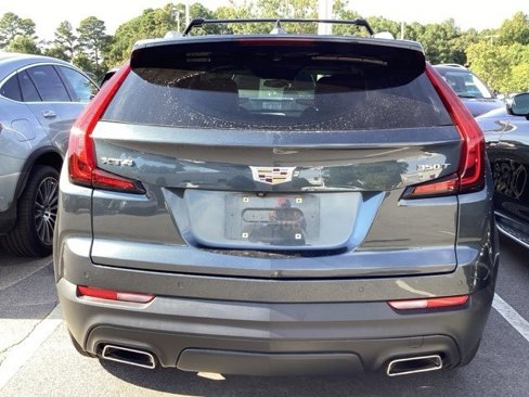 Used 2021 Cadillac XT4 Luxury w/ Cold Weather Package image 3