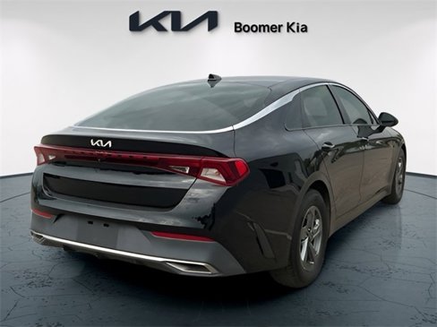 Used 2022 Kia K5 LX image 5