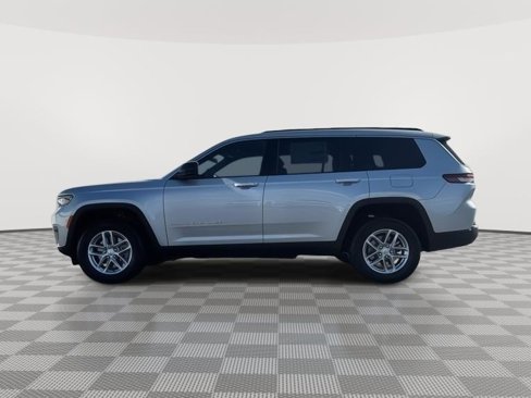New 2025 Jeep Grand Cherokee L Laredo w/ Luxury Tech Group I image 2