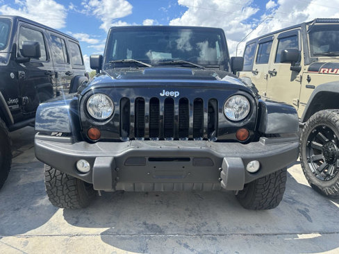 Used 2012 Jeep Wrangler Unlimited Rubicon image 2