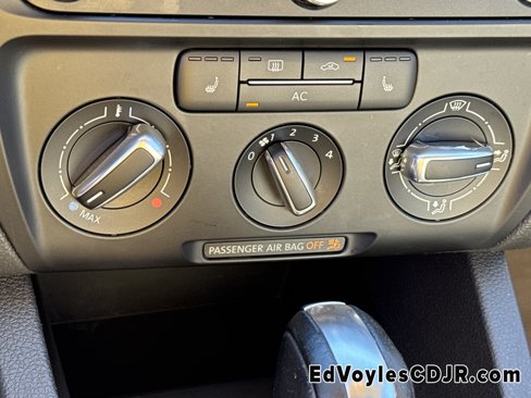 Used 2012 Volkswagen Jetta SEL image 33