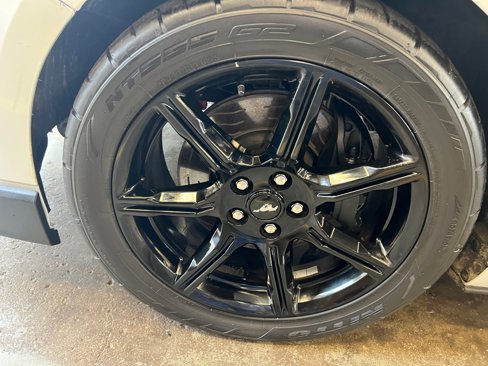 Used 2020 Ford Mustang GT Premium w/ Equipment Group 401A image 3