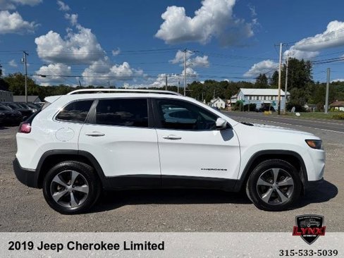 Used 2019 Jeep Cherokee Limited w/ Technology Group image 6