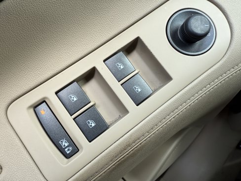 Used 2012 Buick LaCrosse Leather image 32