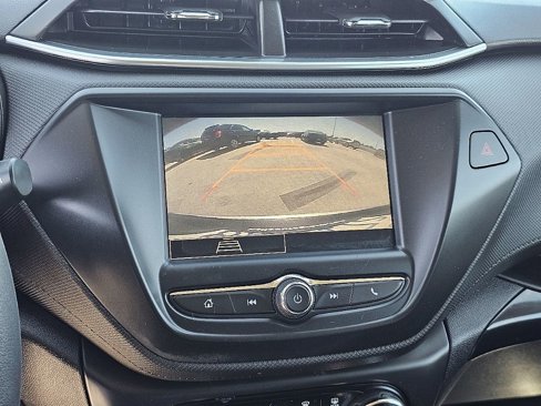 Used 2022 Chevrolet TrailBlazer LT w/ LPO, Blackout Package image 37