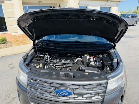 Used 2019 Ford Explorer XLT w/ Equipment Group 202A image 24
