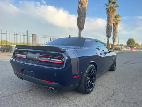 Used 2017 Dodge Challenger R/T Scat Pack w/ Dynamics Package image 7