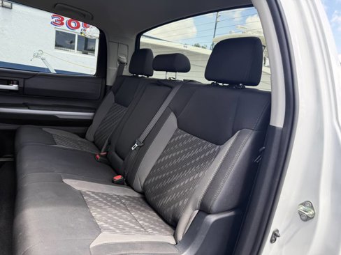 Used 2018 Toyota Tundra SR5 image 20