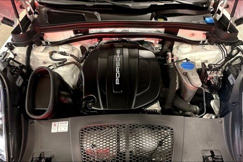 Used 2018 Porsche Macan image 10