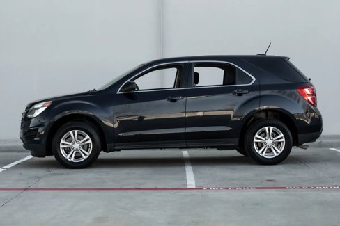 Used 2017 Chevrolet Equinox LS image 8