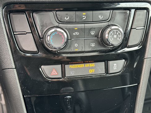 Used 2020 Buick Encore Preferred w/ Safety Package image 24